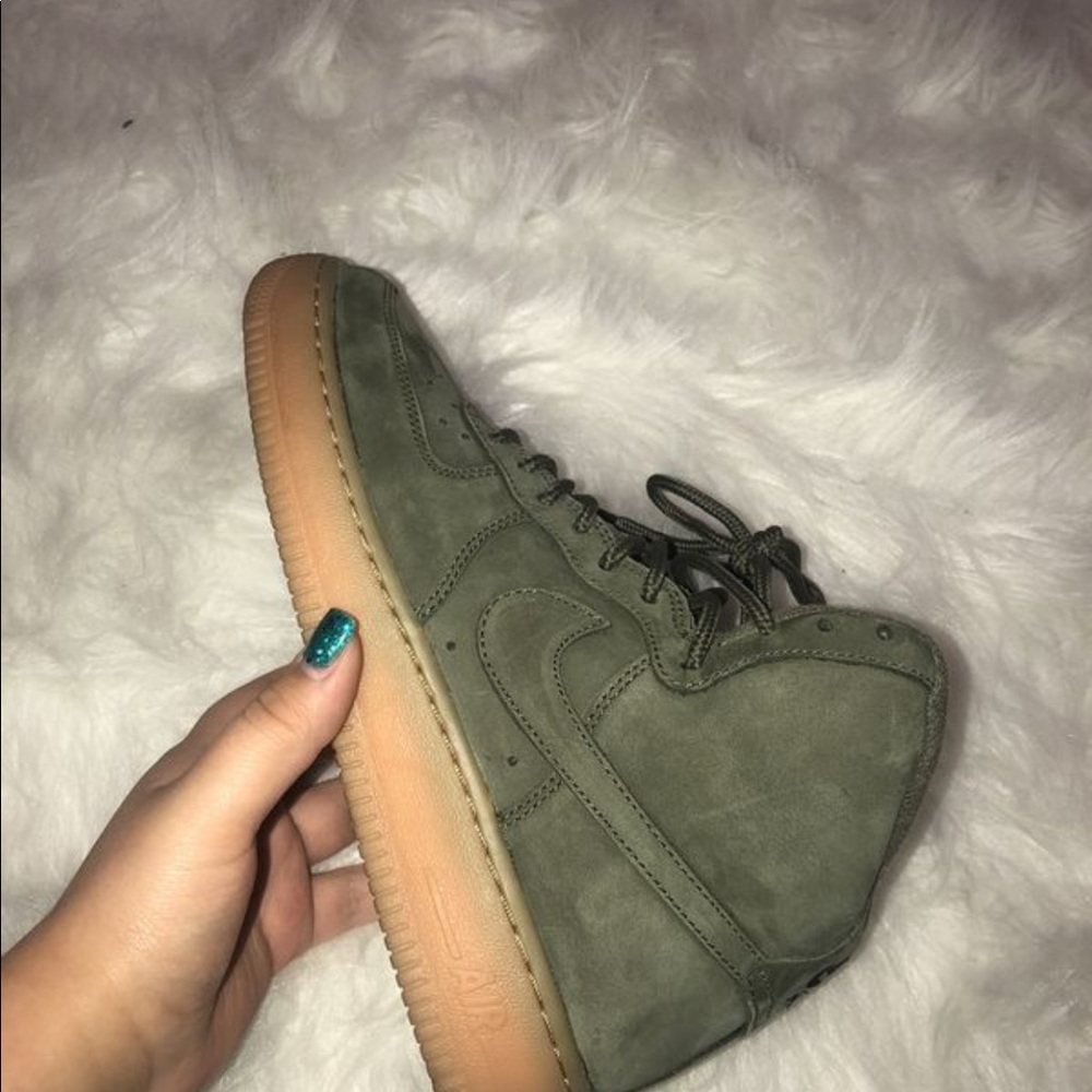 Nike Air Force 1 - Picture 2 of 4